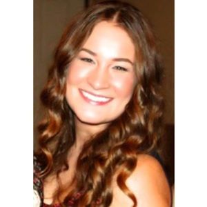 Meet your Posher, Caitlin